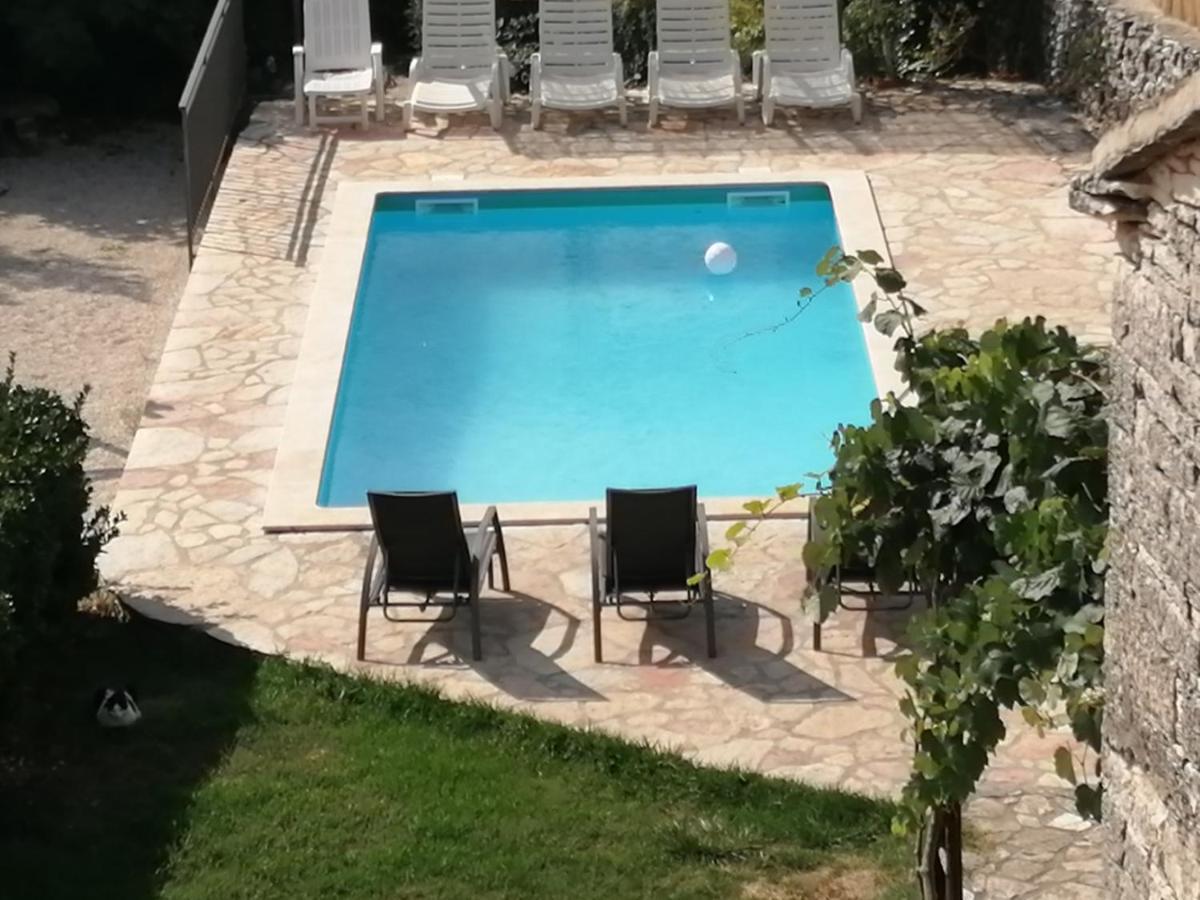 App Isabel Apartamento Žminj Exterior foto