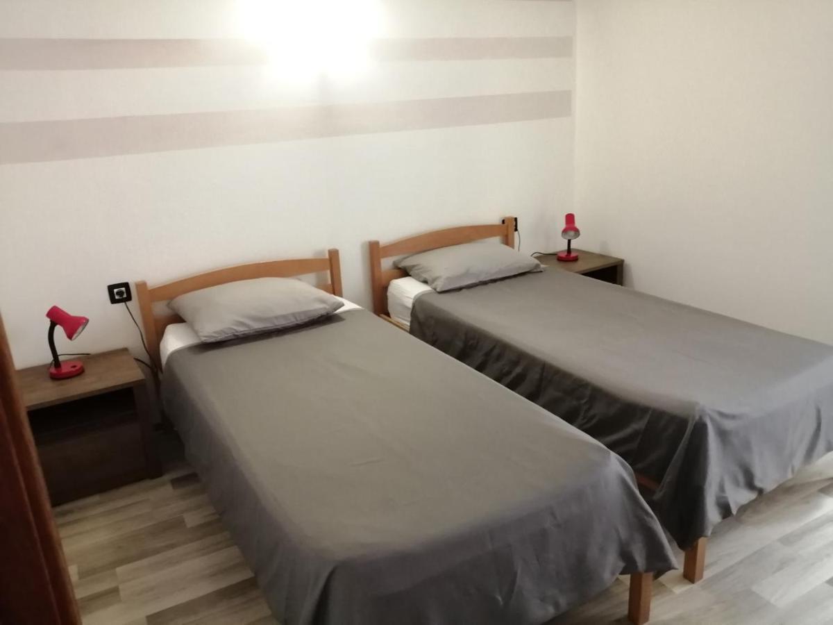 App Isabel Apartamento Žminj Exterior foto